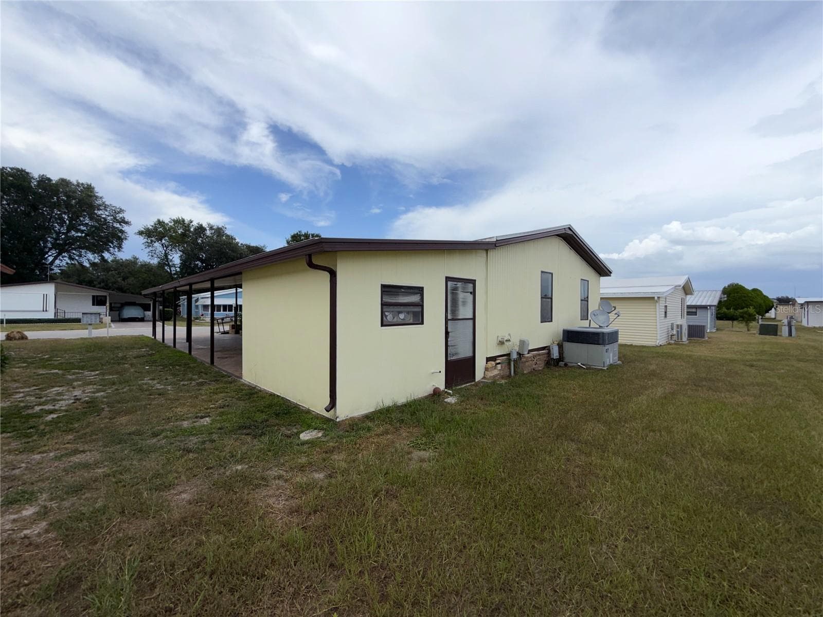 Manufactured Home at 35044 MCCULLOUGHS LEAP, ZEPHYRHILLS, photo 23 of 25
