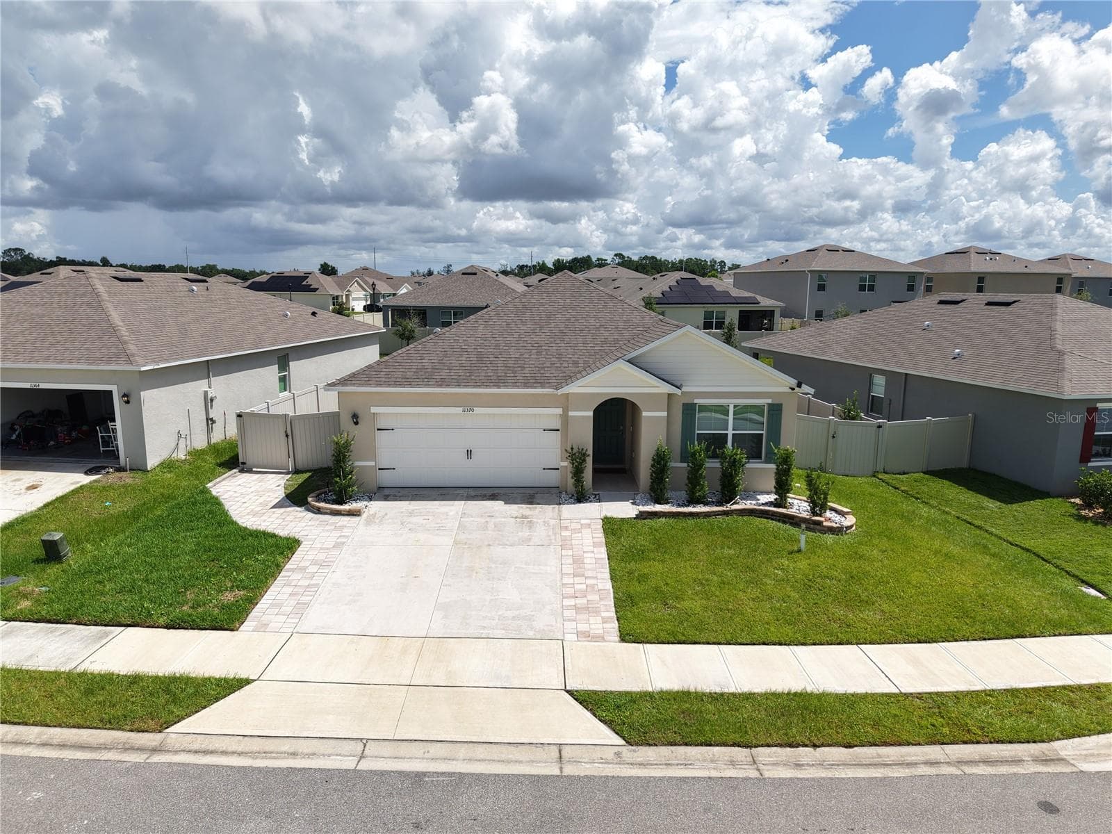 11370 AMBER RIDGE DR