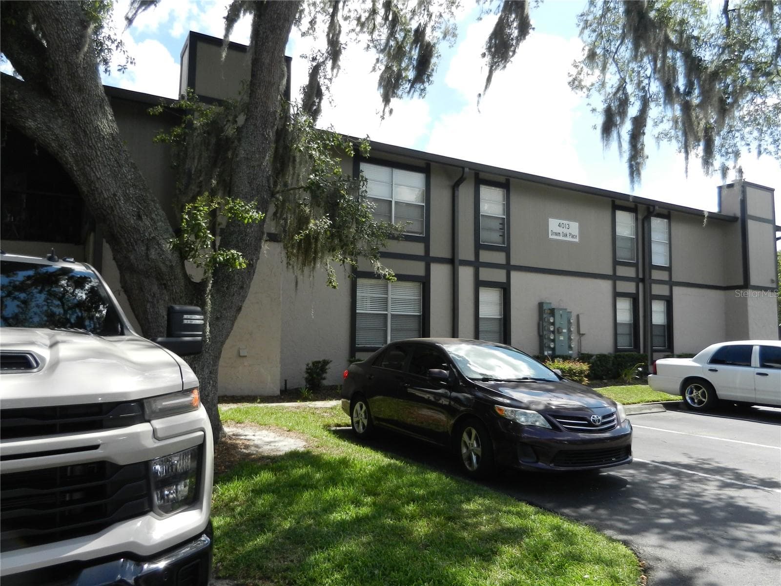 4013 DREAM OAK PL #103