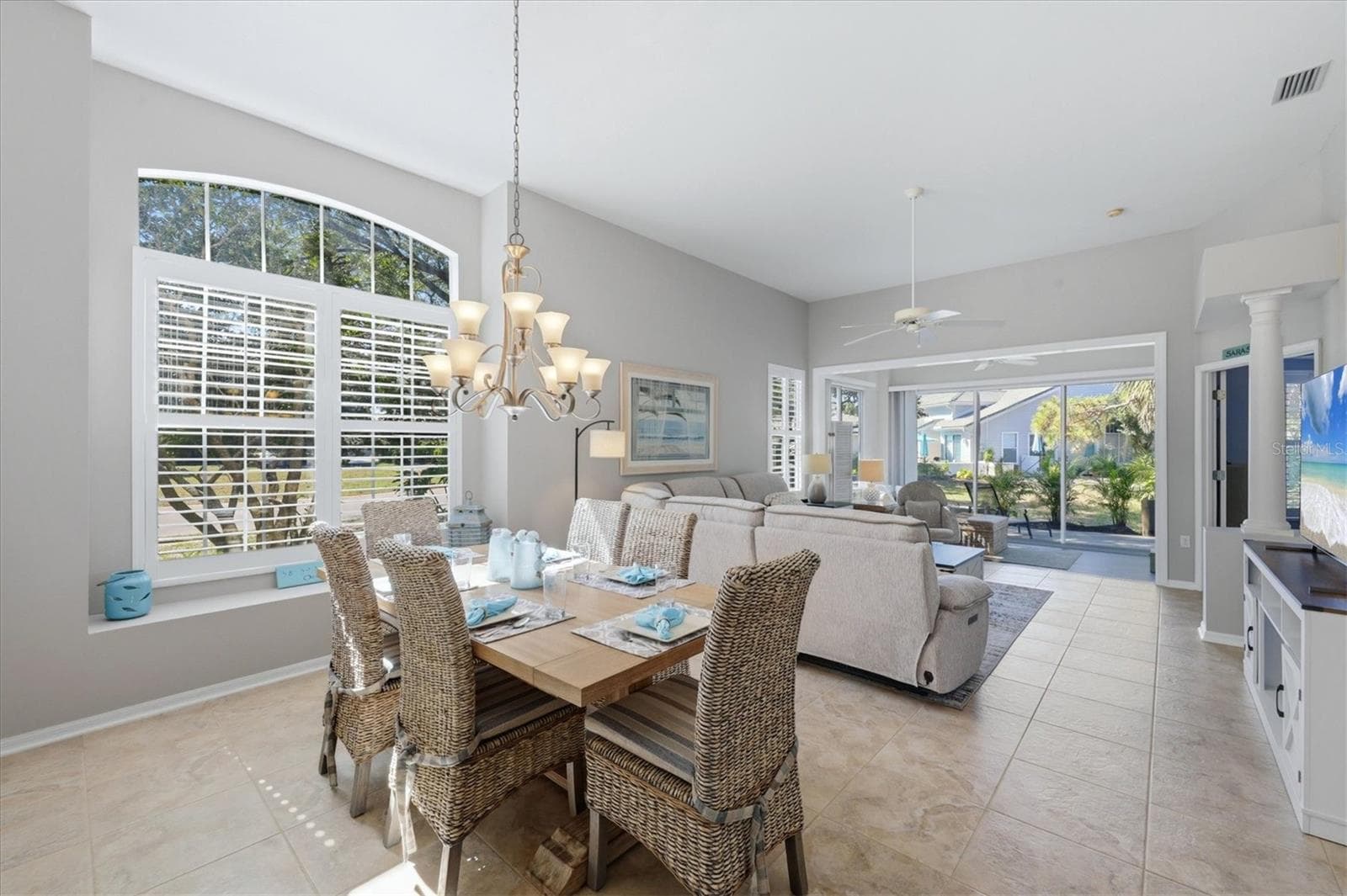 Villa at 7906 WHITEBRIDGE GLN, UNIVERSITY PARK, photo 5 of 68