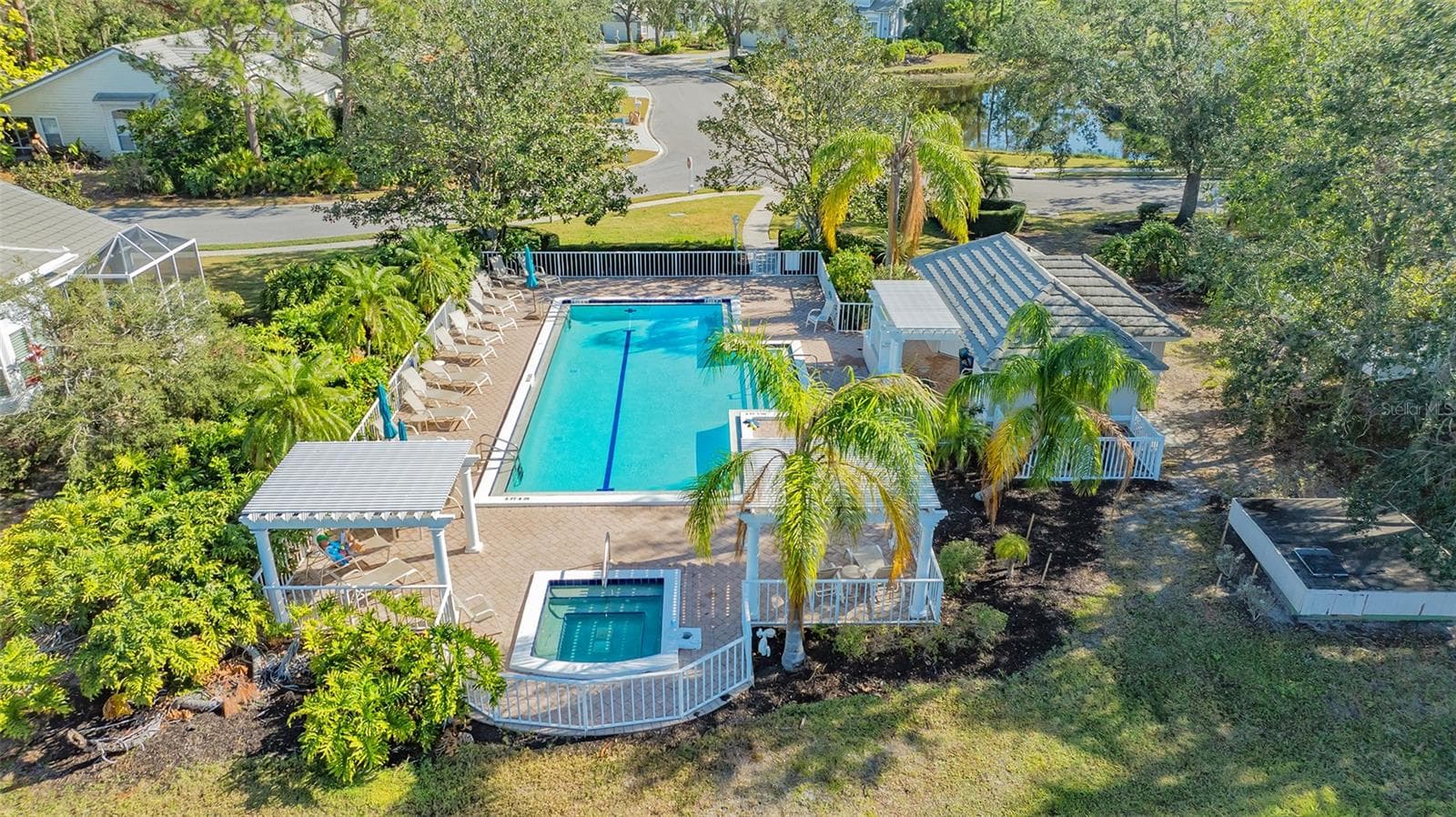 Villa at 7906 WHITEBRIDGE GLN, UNIVERSITY PARK, photo 29 of 68