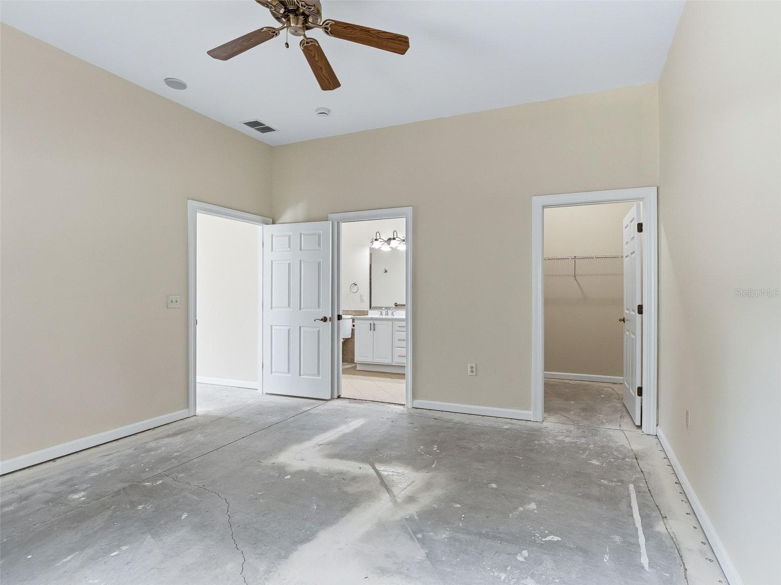 Primary bedroom - 1256 AVENIDA DE LAS CASAS, LADY LAKE