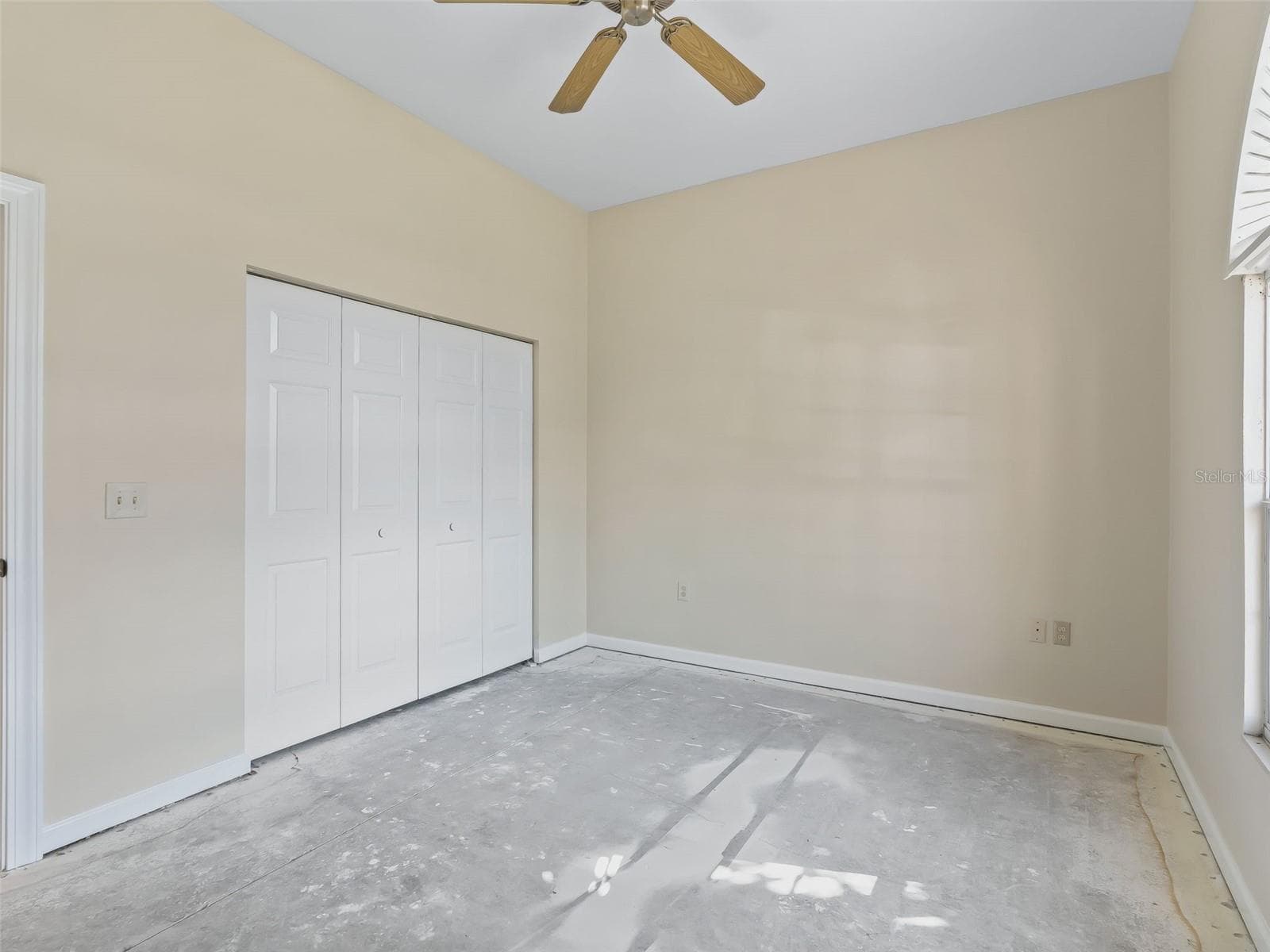 Front bedroom - 1256 AVENIDA DE LAS CASAS, LADY LAKE