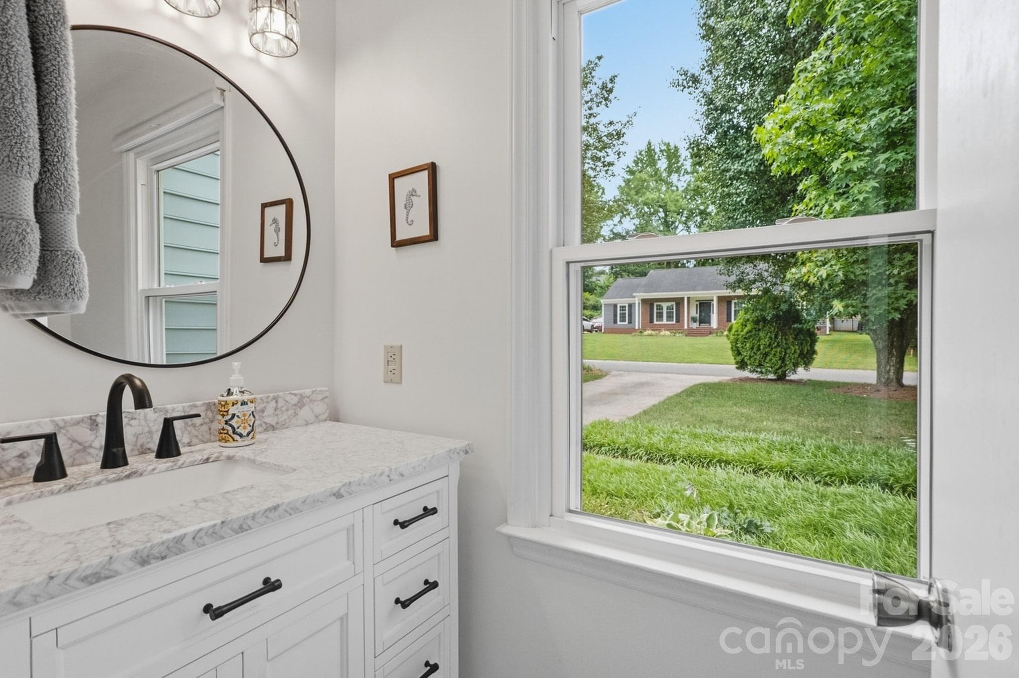 Single Family Residence at 8614 Ducksbill Drive, Charlotte, photo 17 of 32