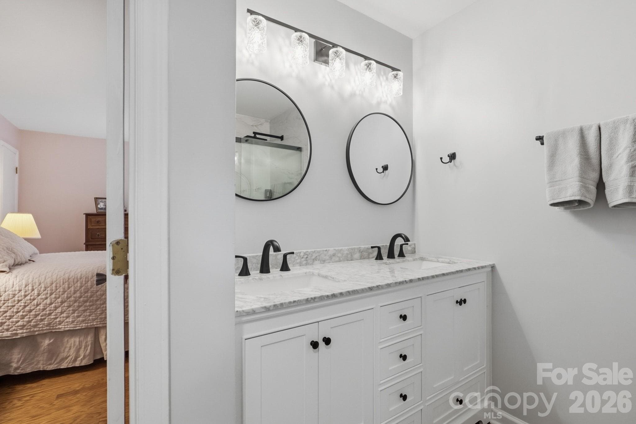 Single Family Residence at 8614 Ducksbill Drive, Charlotte, photo 21 of 32