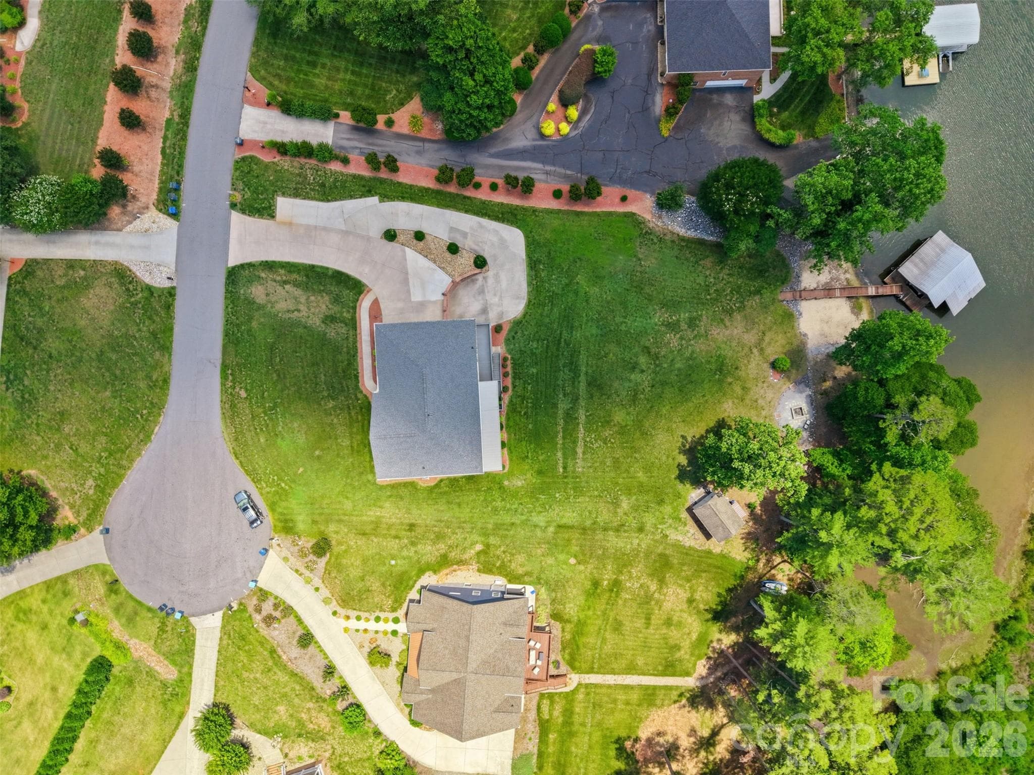 Single Family Residence at Taylorsville, photo 4 of 49