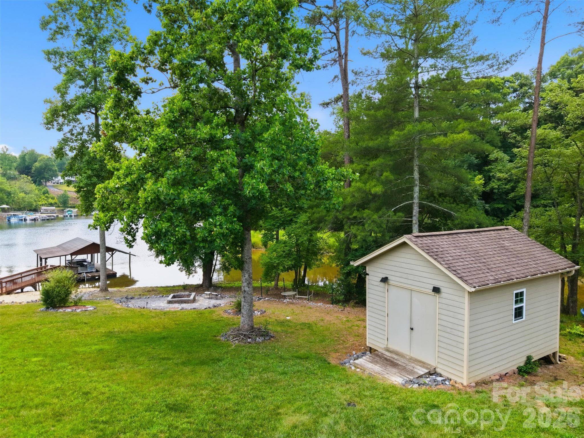 Single Family Residence at Taylorsville, photo 14 of 49