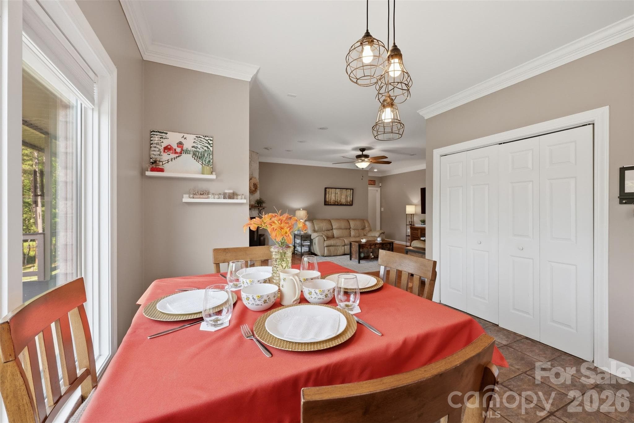 Single Family Residence at Taylorsville, photo 18 of 49