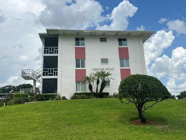 Condominium at 1700 6TH ST NW #C21, WINTER HAVEN, photo 2 of 18