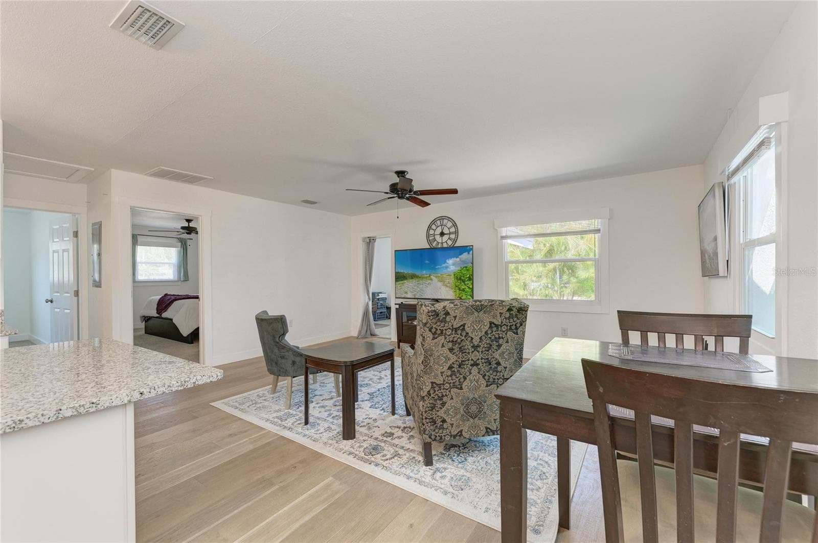 Single Family Residence at 901 OAK ST SW, RUSKIN, photo 9 of 63