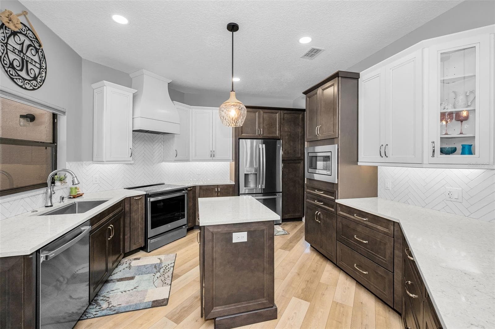Single Family Residence at 6646 GARDEN PALM CT, NEW PORT RICHEY, photo 19 of 79