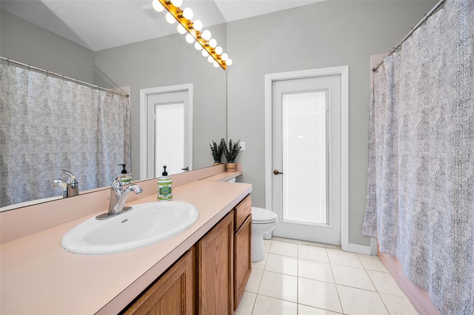 Single Family Residence at 6646 GARDEN PALM CT, NEW PORT RICHEY, photo 36 of 79