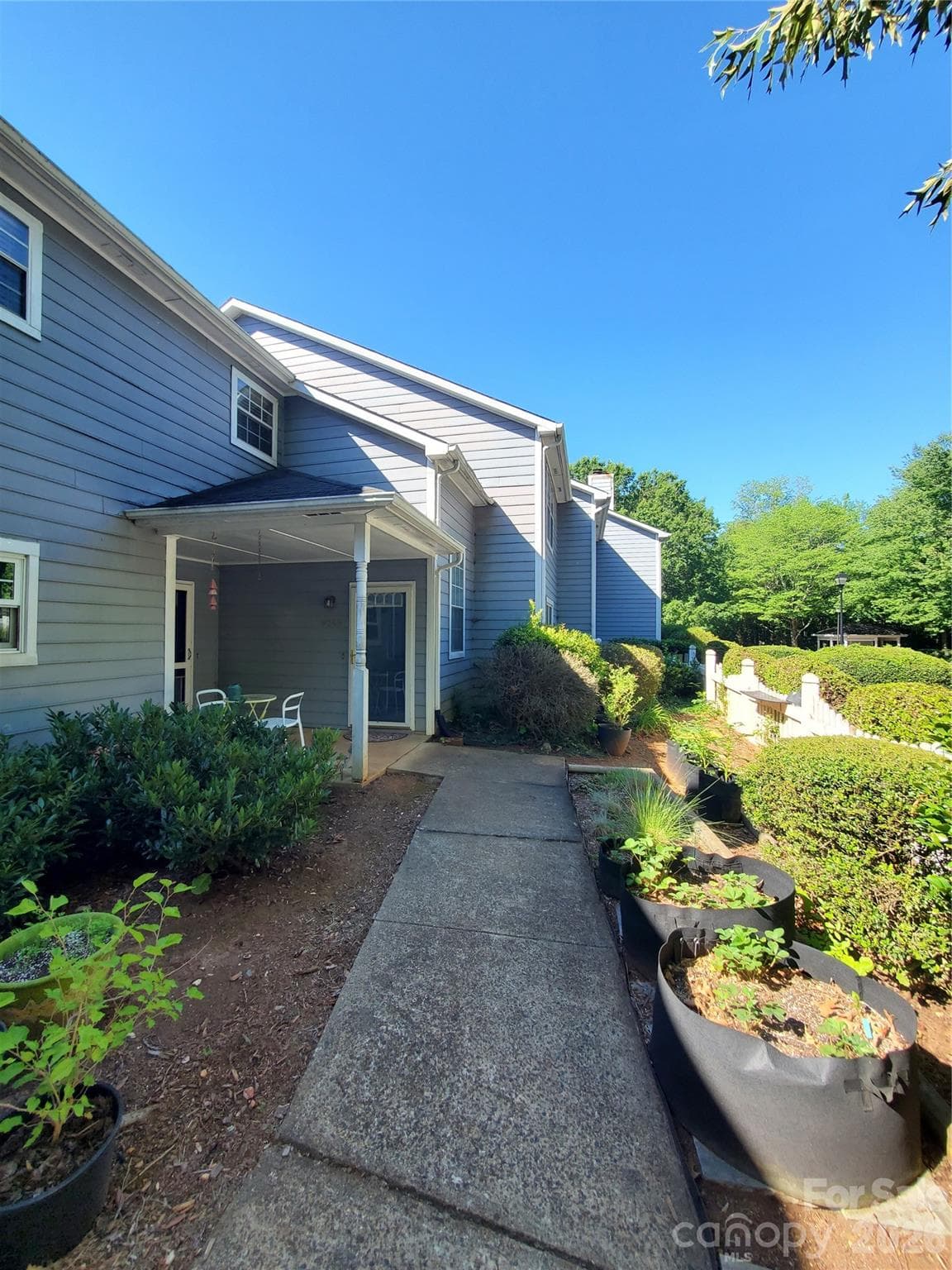 Walkway to front entrance - 6049 Treetop Court, Charlotte
