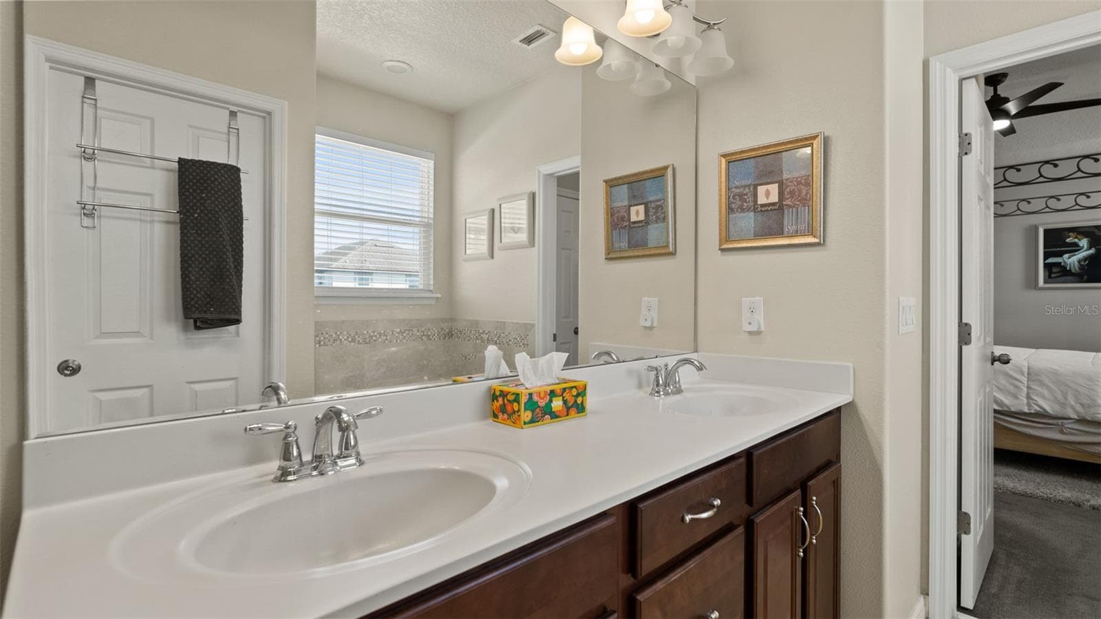 Primary Dual Sinks - 2544 FOLIO WAY, KISSIMMEE