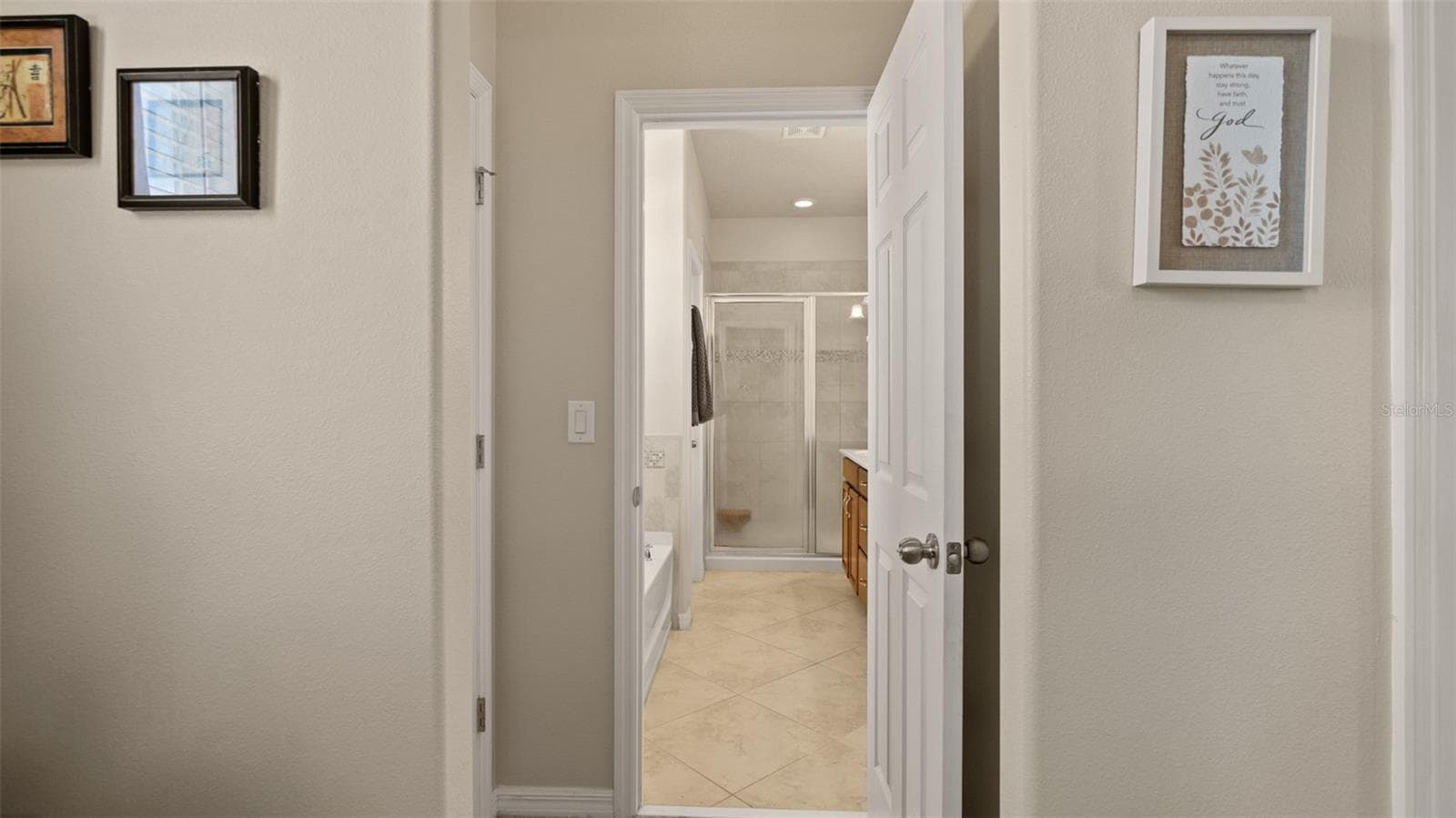 Hallway to Primary - 2544 FOLIO WAY, KISSIMMEE