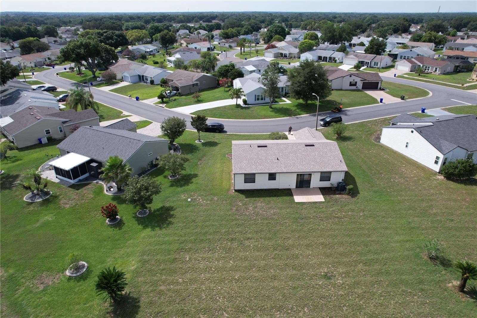 Single Family Residence at 6121 KITTIWAKE DR, LAKELAND, photo 38 of 50