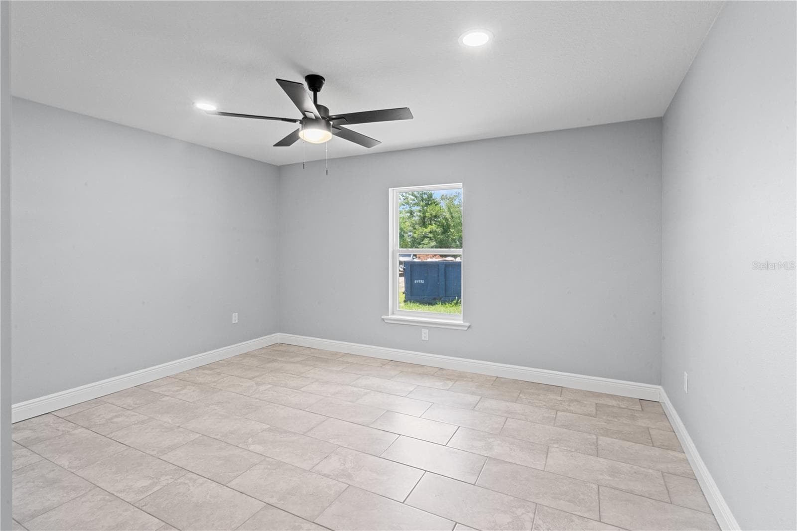 Single Family Residence at 11751 NE 108TH ST, ARCHER, photo 15 of 30