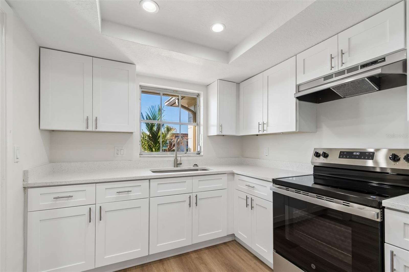 Villa at 1614 S LAKE AVE #2, CLEARWATER, photo 6 of 26
