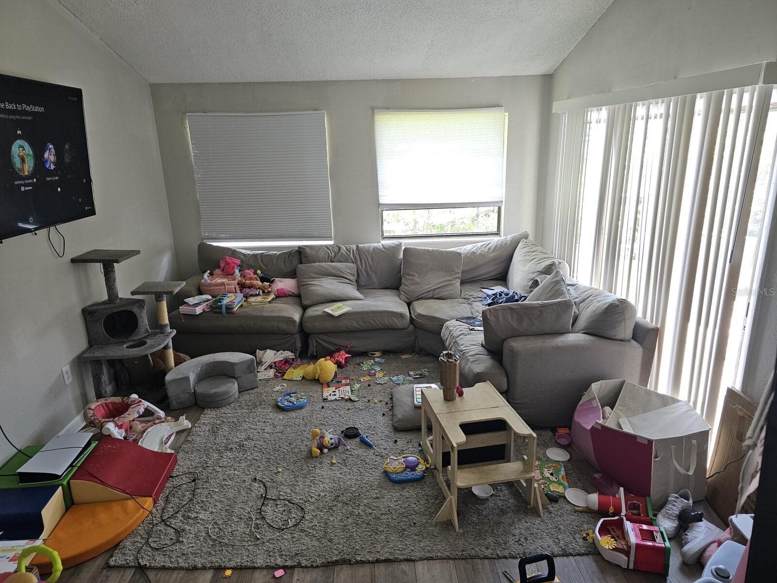 Duplex at 1106-1108 COUNTRY CLUB LN, LAKELAND, photo 4 of 17