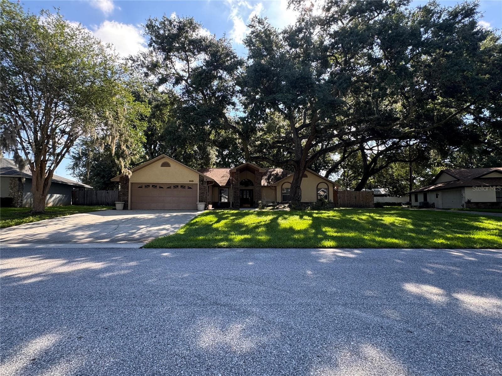 Single Family Residence at 915 HEATHERBROOK DR, AUBURNDALE, photo 6 of 43