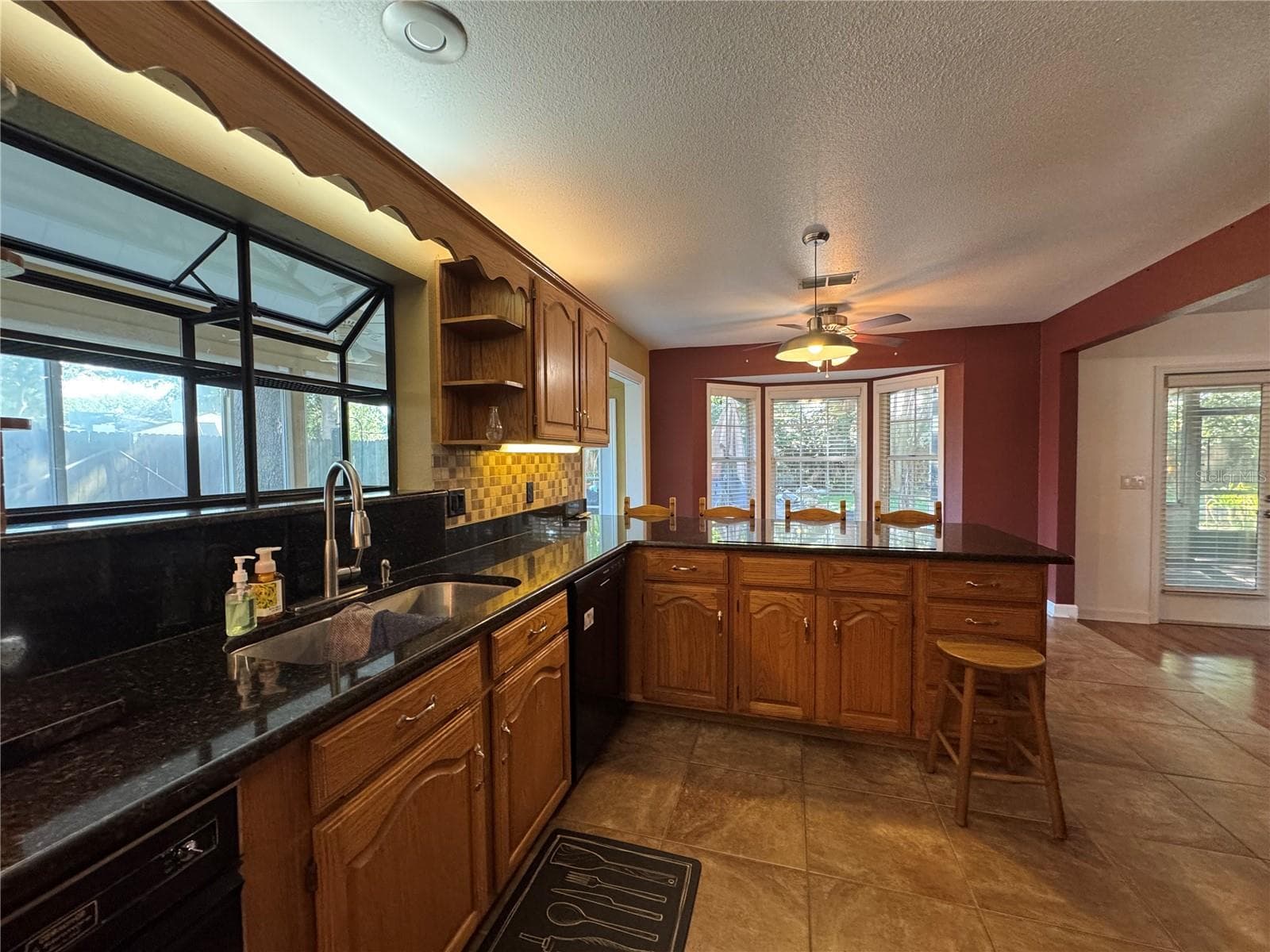 Single Family Residence at 915 HEATHERBROOK DR, AUBURNDALE, photo 18 of 43