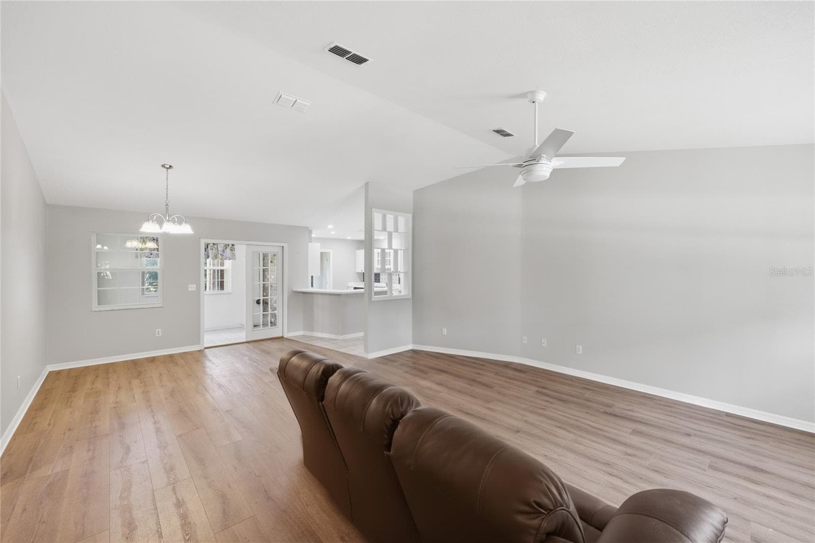Single Family Residence at 25249 SW 18TH AVE, NEWBERRY, photo 5 of 61
