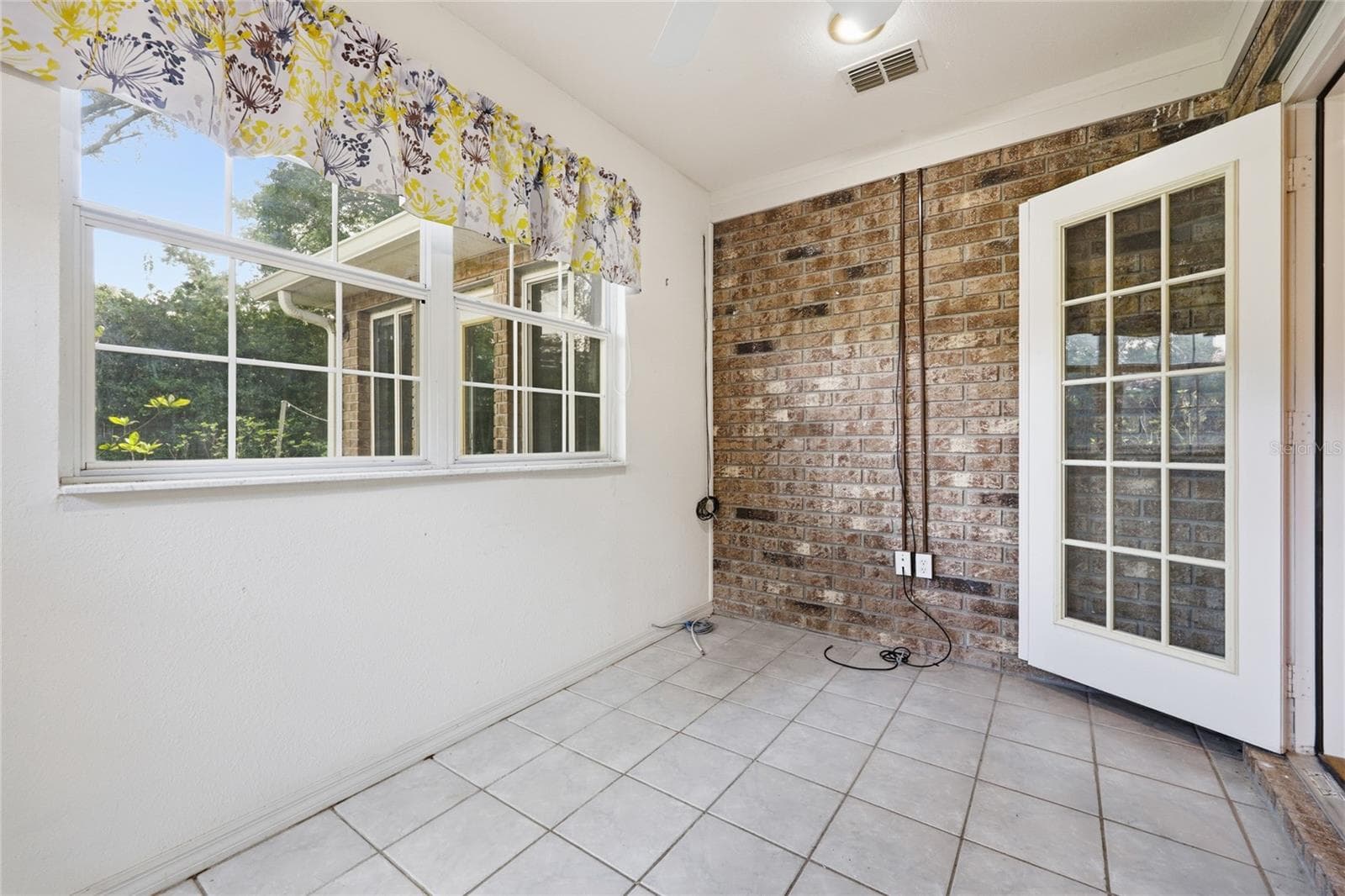 Single Family Residence at 25249 SW 18TH AVE, NEWBERRY, photo 15 of 61