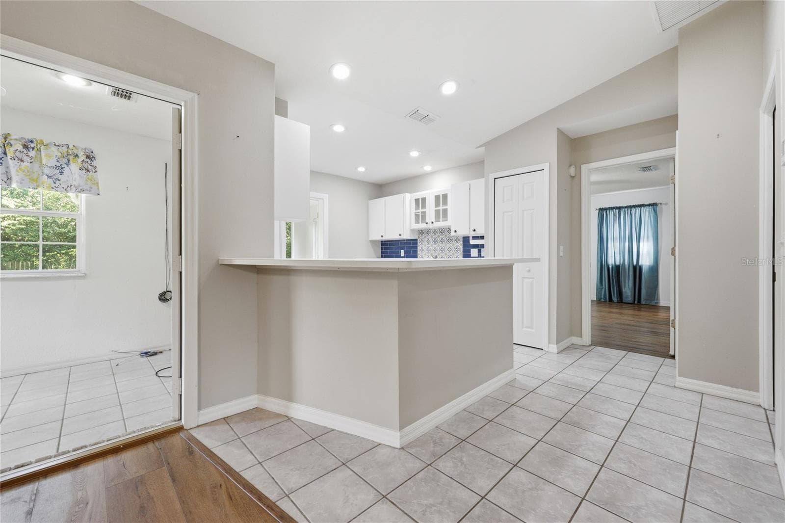 Single Family Residence at 25249 SW 18TH AVE, NEWBERRY, photo 16 of 61