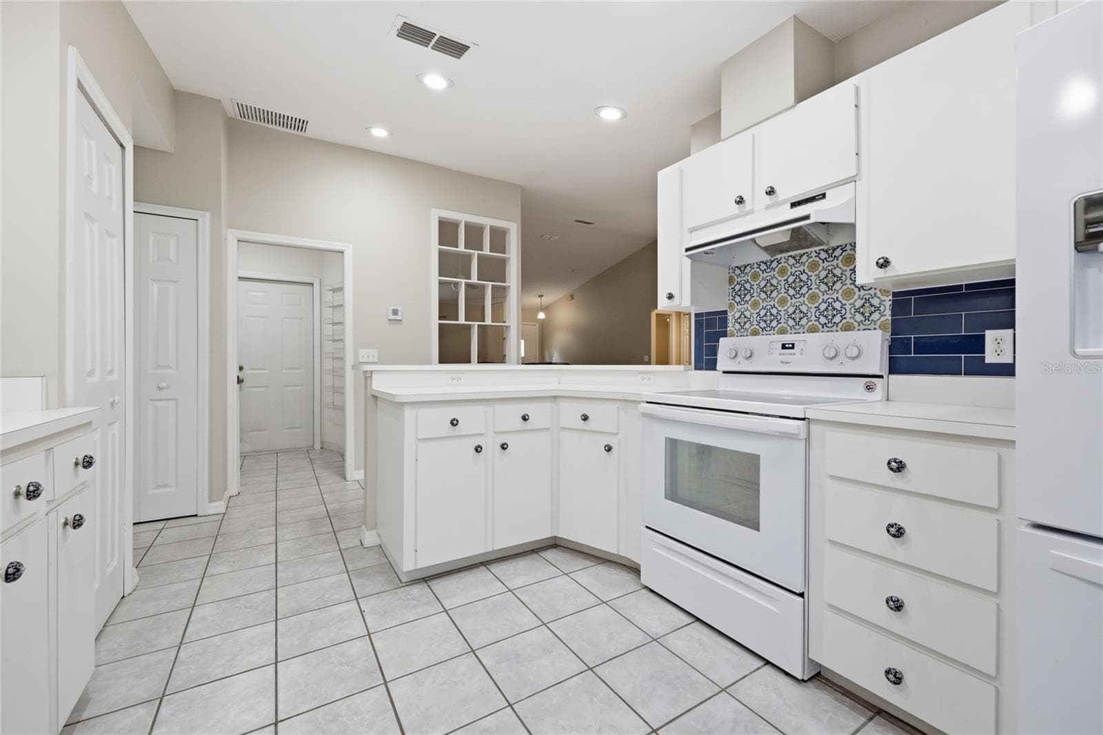 Single Family Residence at 25249 SW 18TH AVE, NEWBERRY, photo 20 of 61