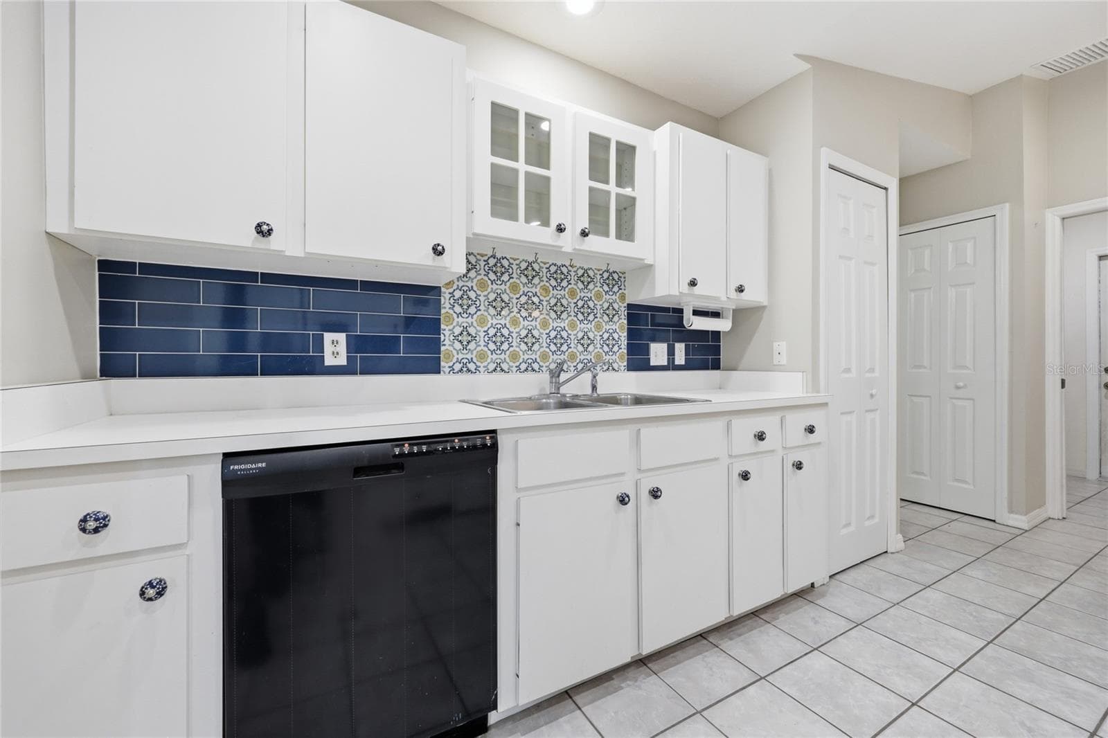 Single Family Residence at 25249 SW 18TH AVE, NEWBERRY, photo 21 of 61