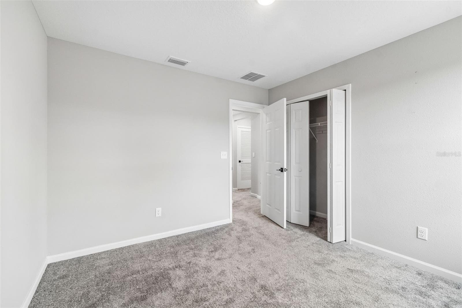 Single Family Residence at 8268 MARIETTA STILL DR, JACKSONVILLE, photo 12 of 19