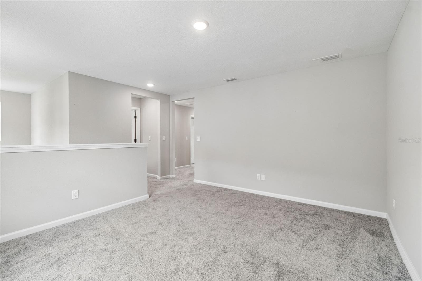 Single Family Residence at 8268 MARIETTA STILL DR, JACKSONVILLE, photo 14 of 19