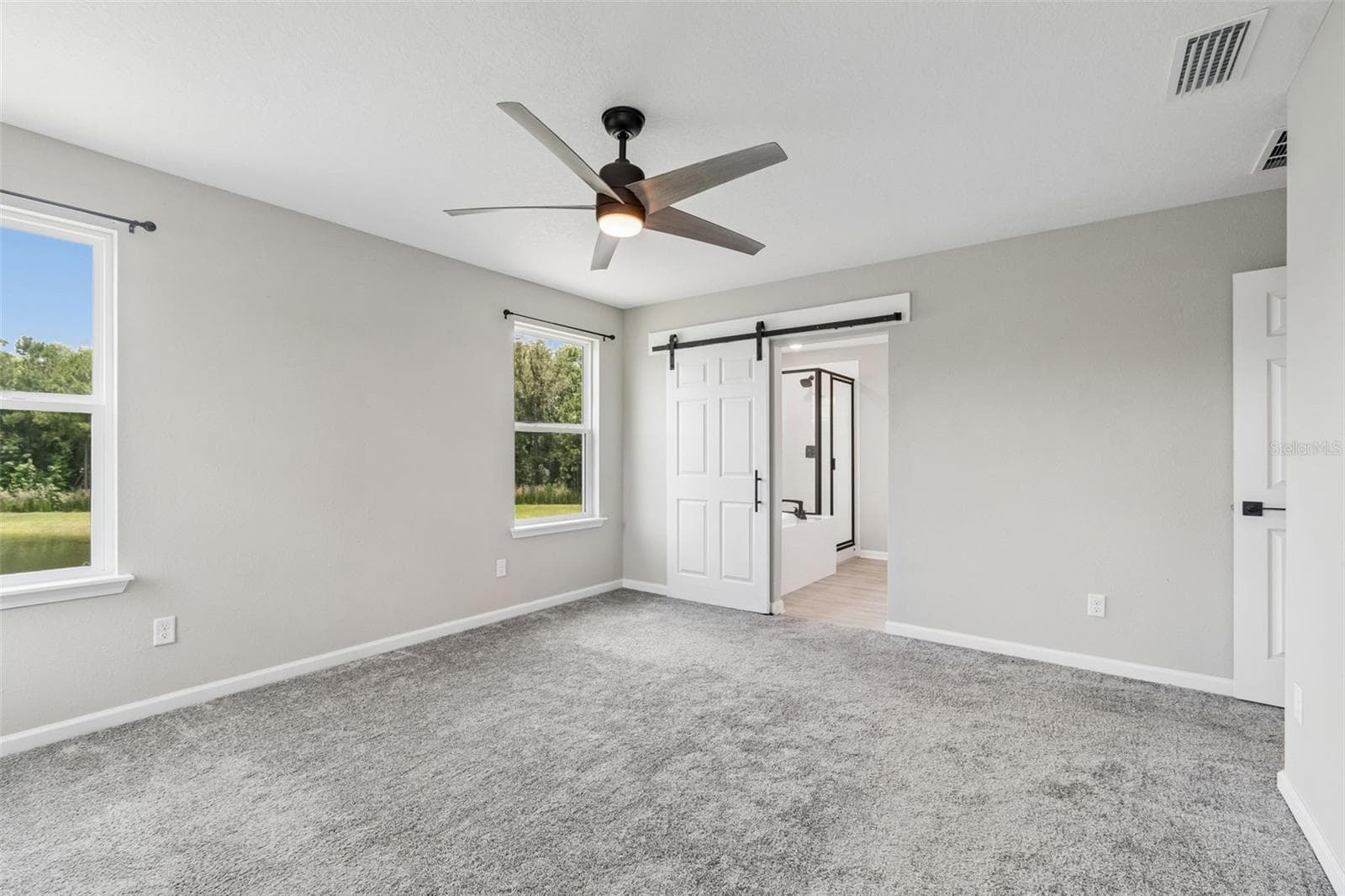Single Family Residence at 8268 MARIETTA STILL DR, JACKSONVILLE, photo 15 of 19