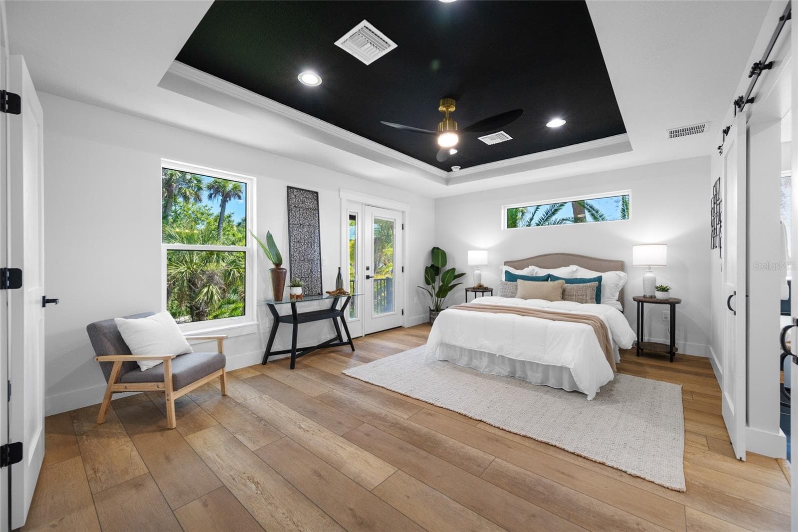 Single Family Residence at 1004 W HENRY AVE, TAMPA, photo 29 of 54