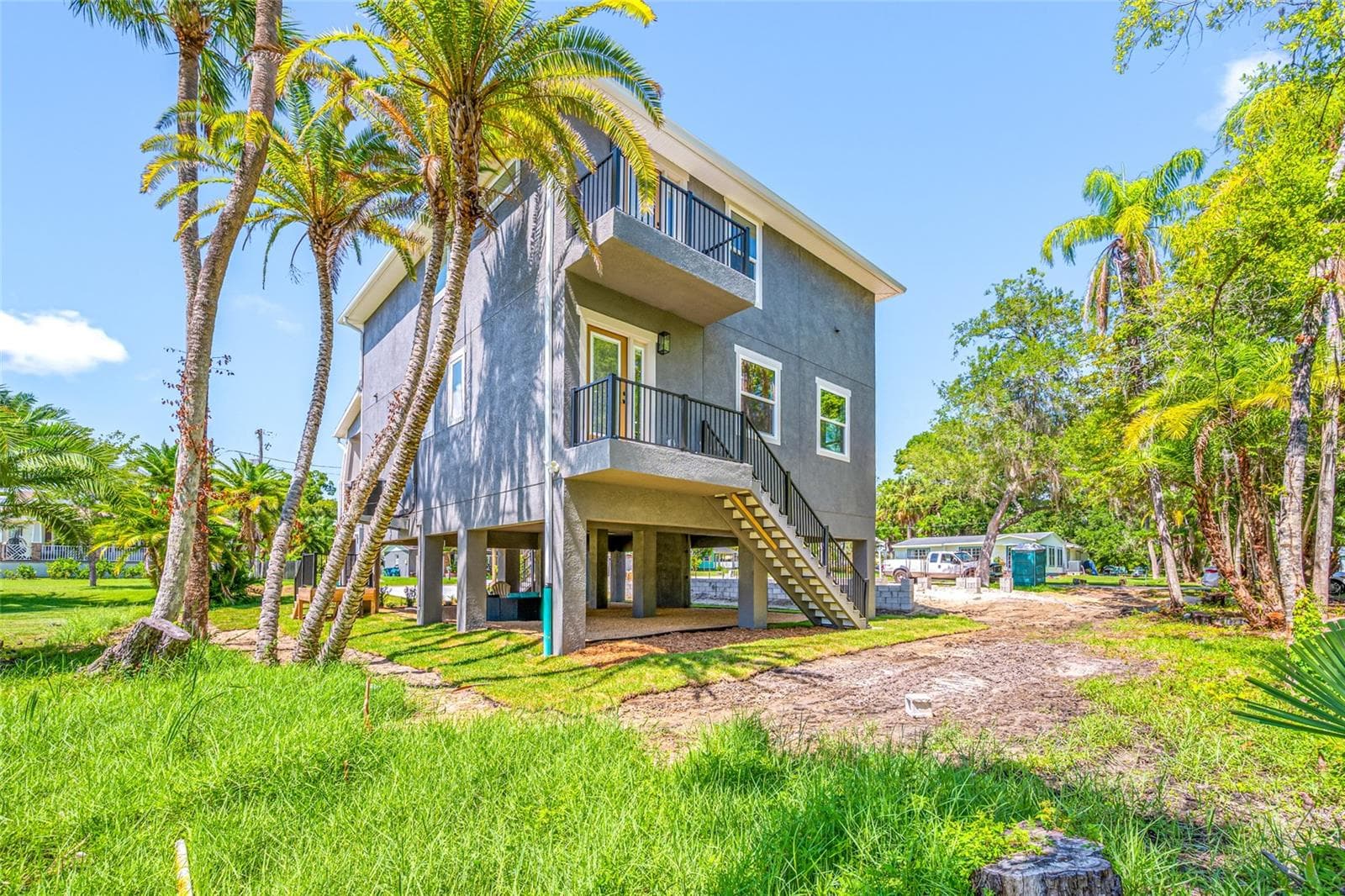 Single Family Residence at 1004 W HENRY AVE, TAMPA, photo 44 of 54
