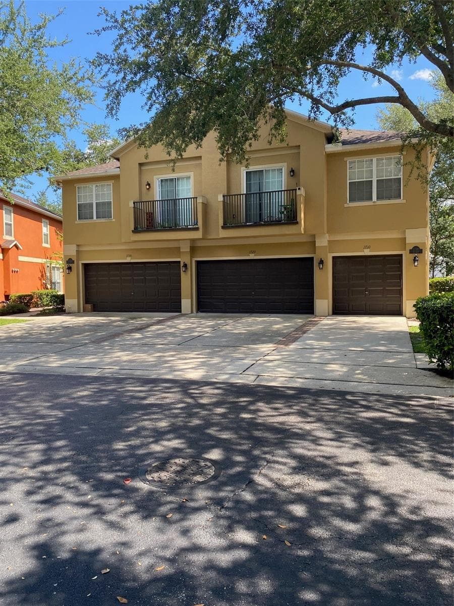 2130 PINE OAK TRL