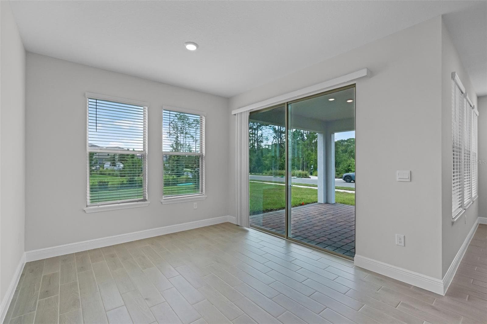 Single Family Residence at 11857 SHINE VIEW LN, WINTER GARDEN, photo 27 of 82