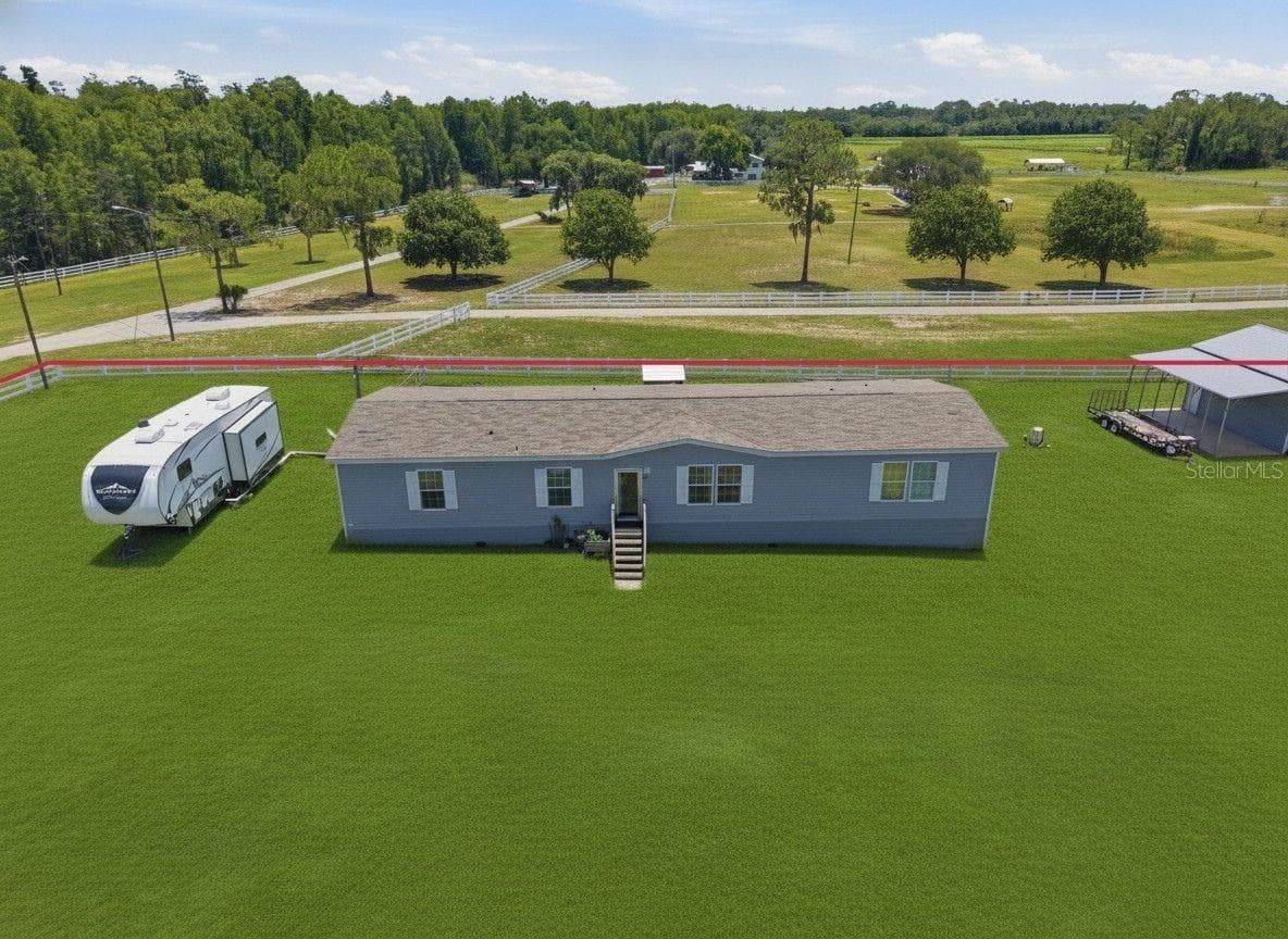 Front Home View - 7242 BLACK RD, LAKE WALES