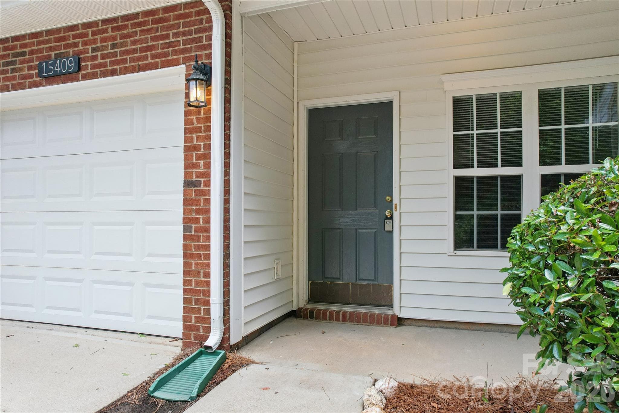 Townhouse at 15409 Tully House Court, Charlotte, photo 4 of 41