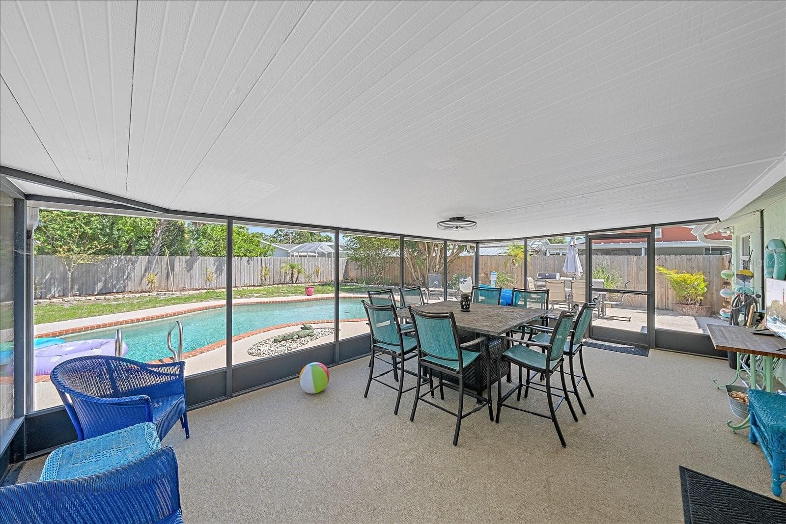 Single Family Residence at 2923 LINWOOD DR, SARASOTA, photo 15 of 32