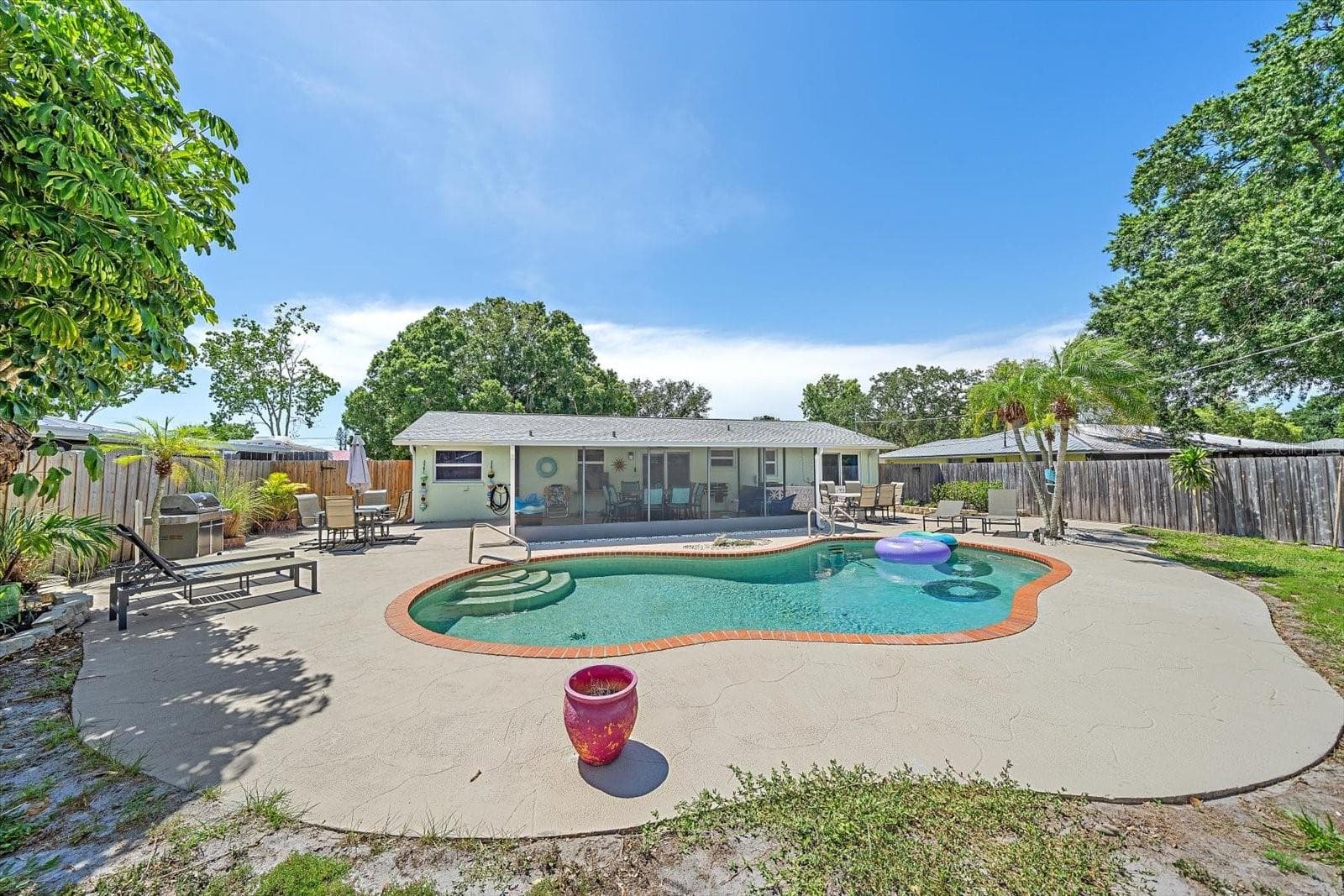 Single Family Residence at 2923 LINWOOD DR, SARASOTA, photo 28 of 32