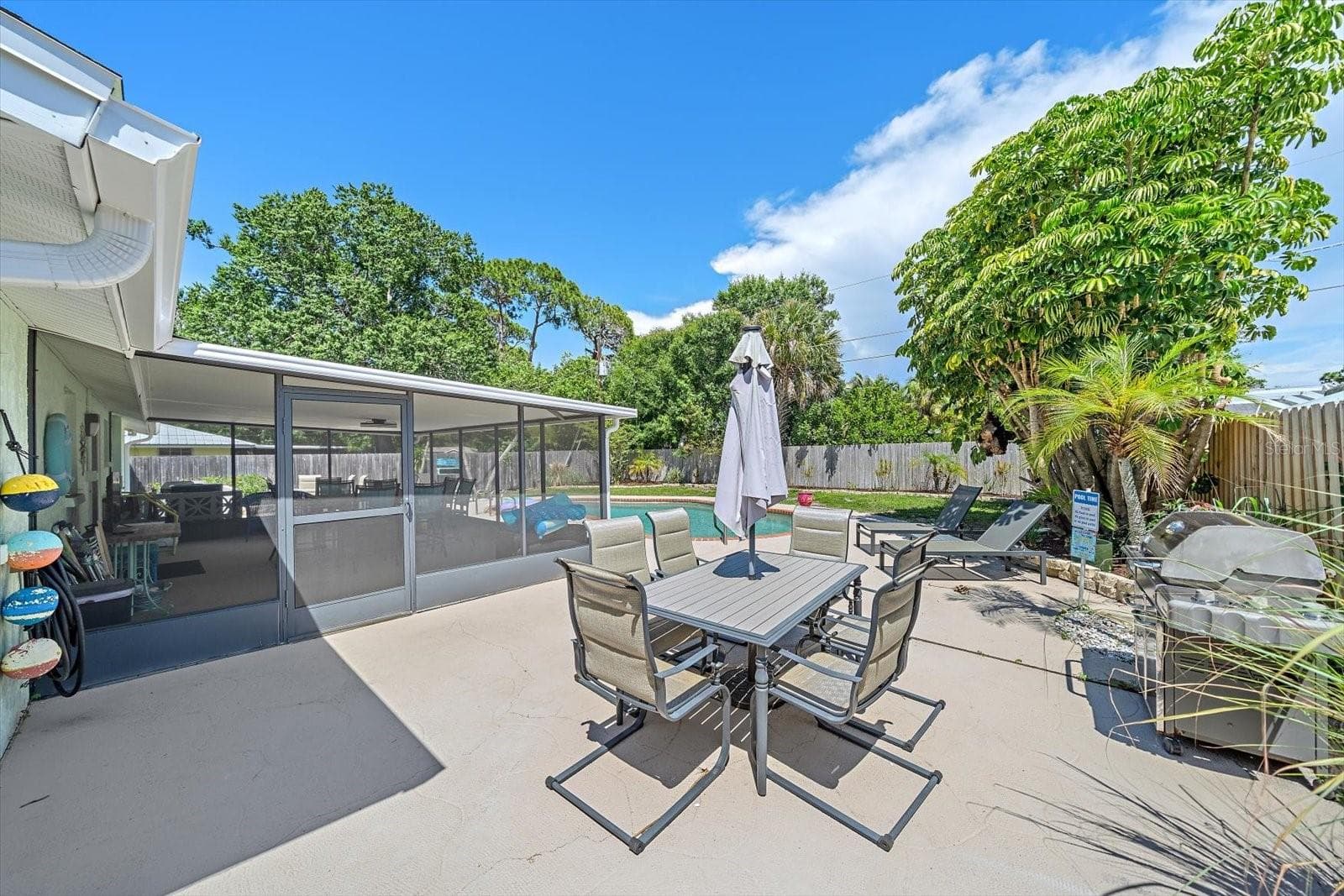 Single Family Residence at 2923 LINWOOD DR, SARASOTA, photo 31 of 32