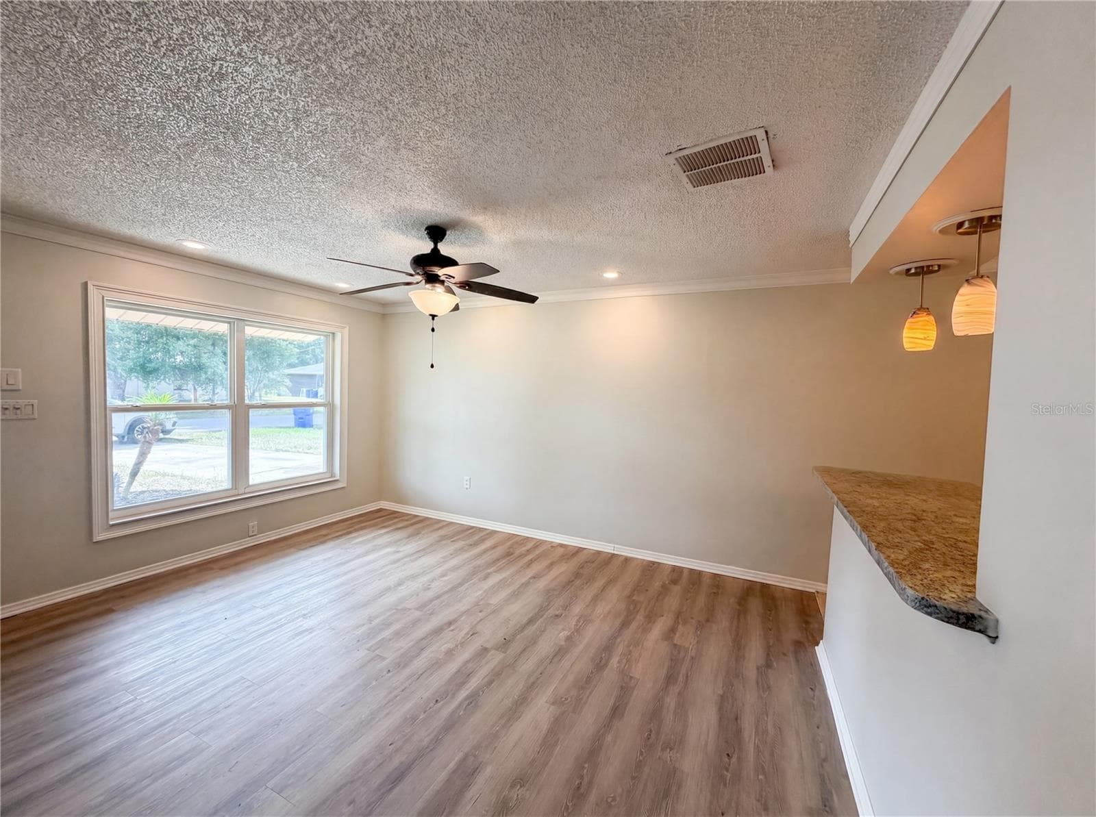 Single Family Residence at 505 OAK DR, TAVARES, photo 8 of 26