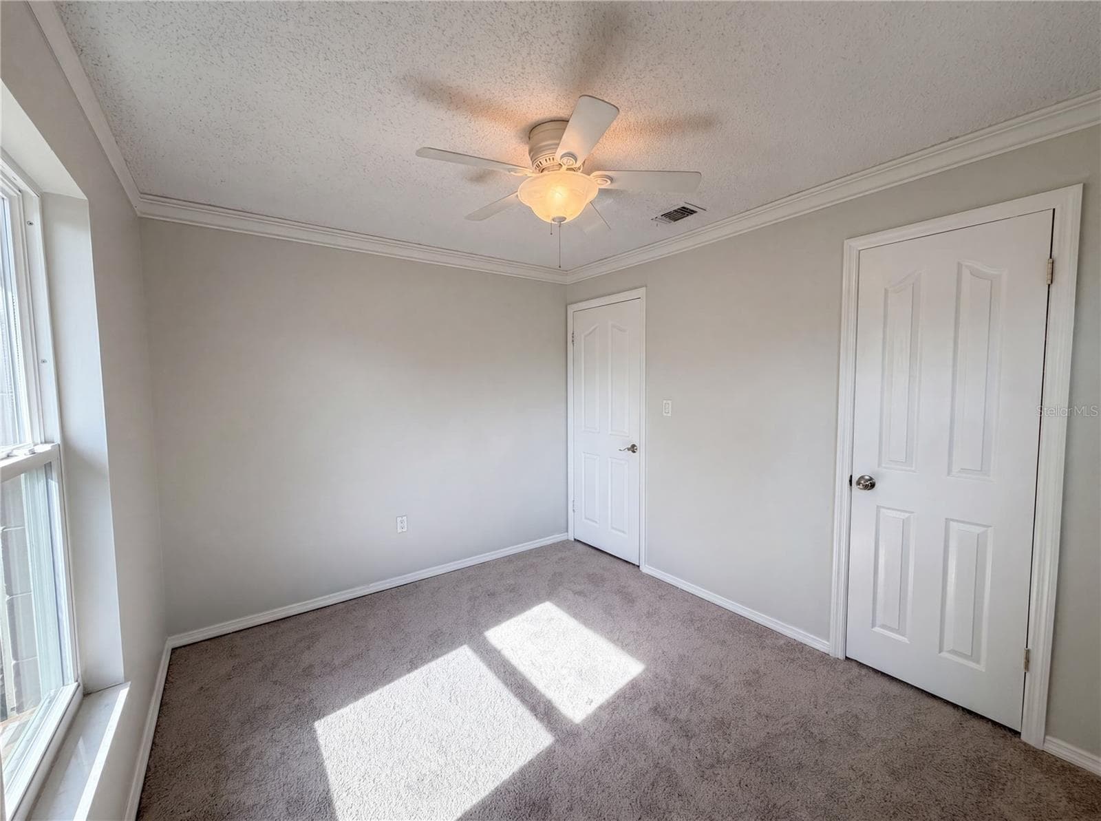Single Family Residence at 505 OAK DR, TAVARES, photo 18 of 26