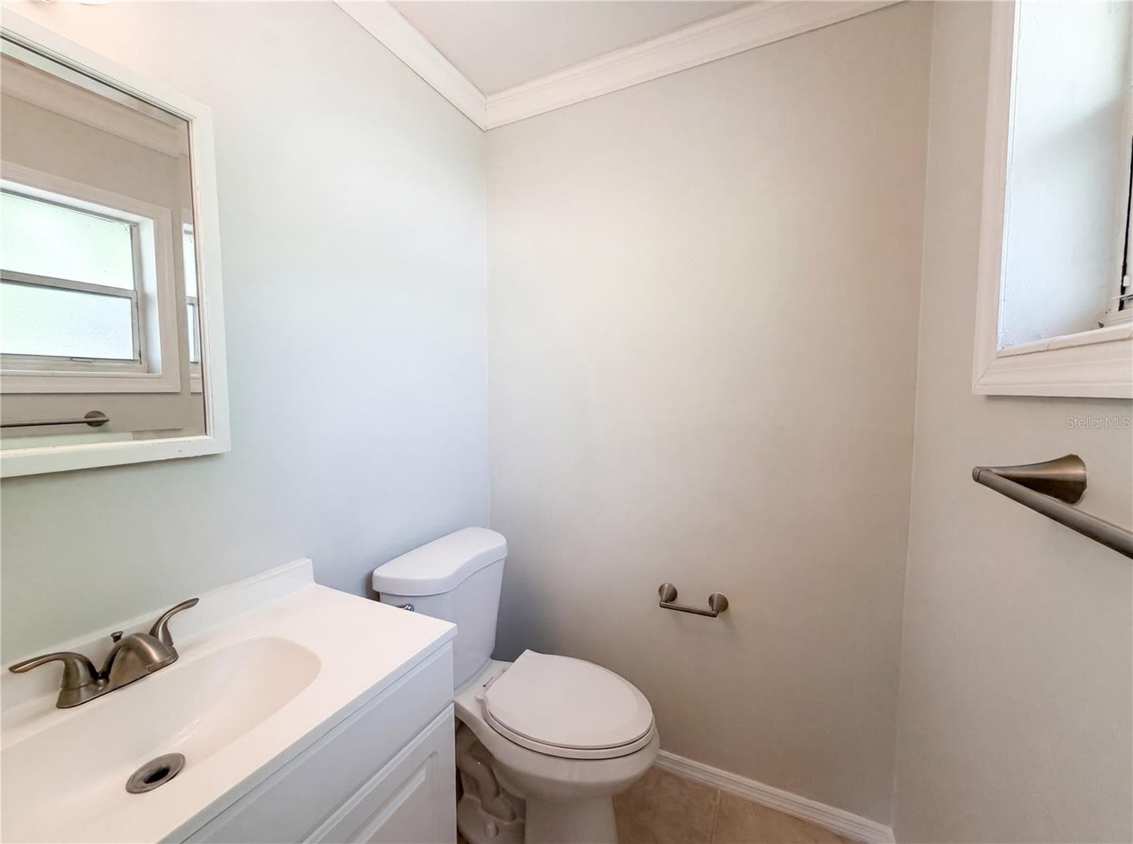 Single Family Residence at 505 OAK DR, TAVARES, photo 21 of 26