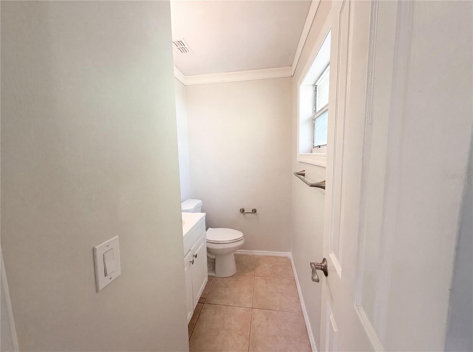 Single Family Residence at 505 OAK DR, TAVARES, photo 22 of 26