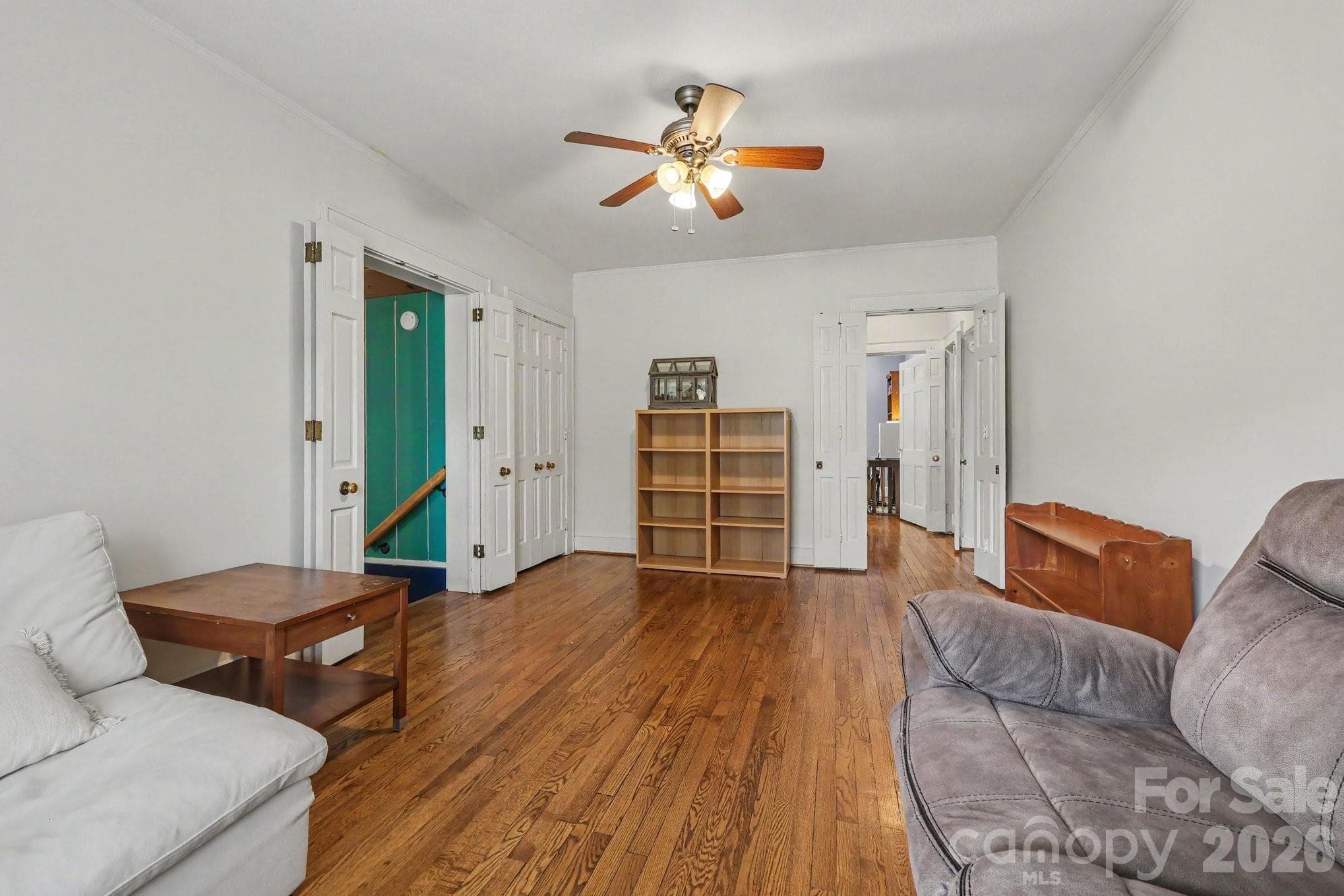 Single Family Residence at 404 Fairview Drive, Lexington, photo 13 of 44