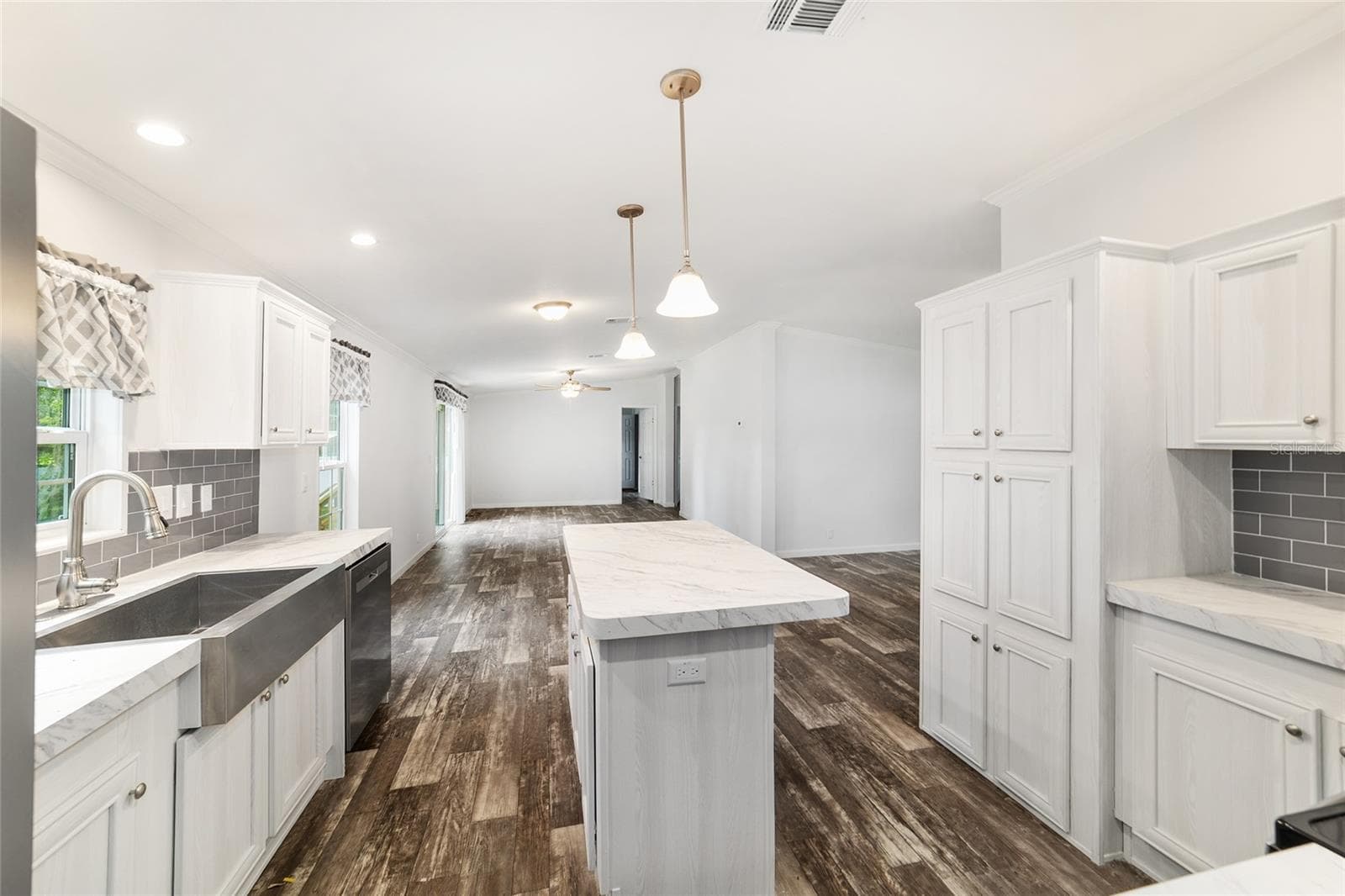 Manufactured Home at 9715 SW 30TH TER, OCALA, photo 16 of 41
