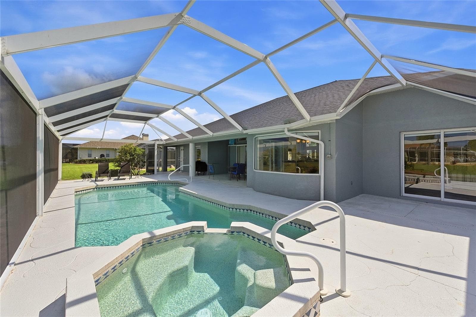 Spa and Large Pool - 816 BOUNDARY BLVD, ROTONDA WEST