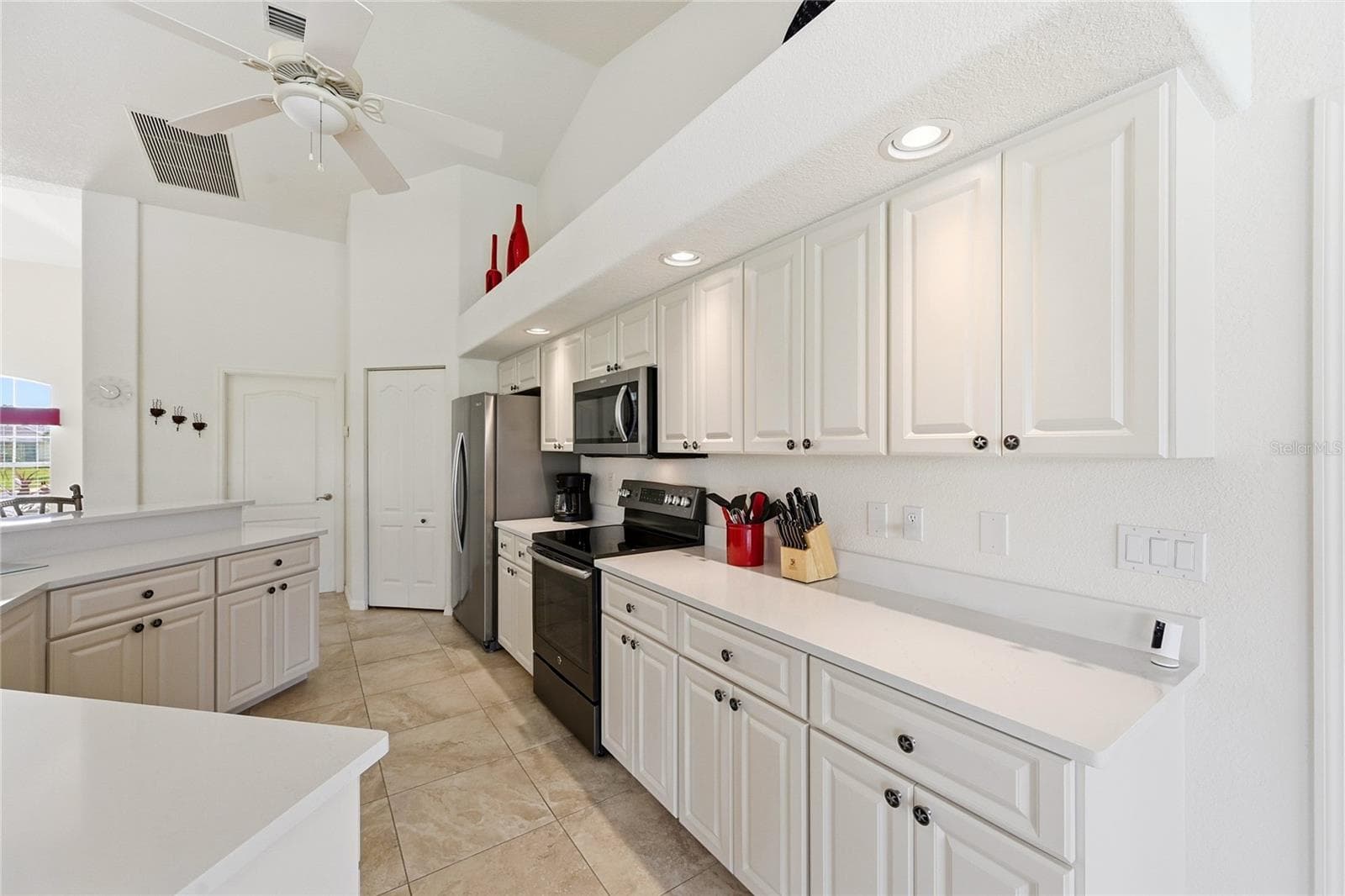 Single Family Residence at 816 BOUNDARY BLVD, ROTONDA WEST, photo 17 of 73